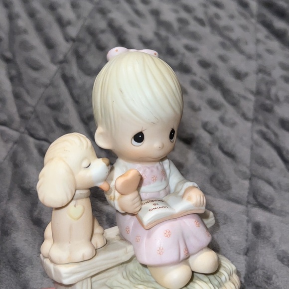 Vintage 1979 Jonathan & David figurine “Loving is Sharing” imperfections see pic - Picture 4 of 8